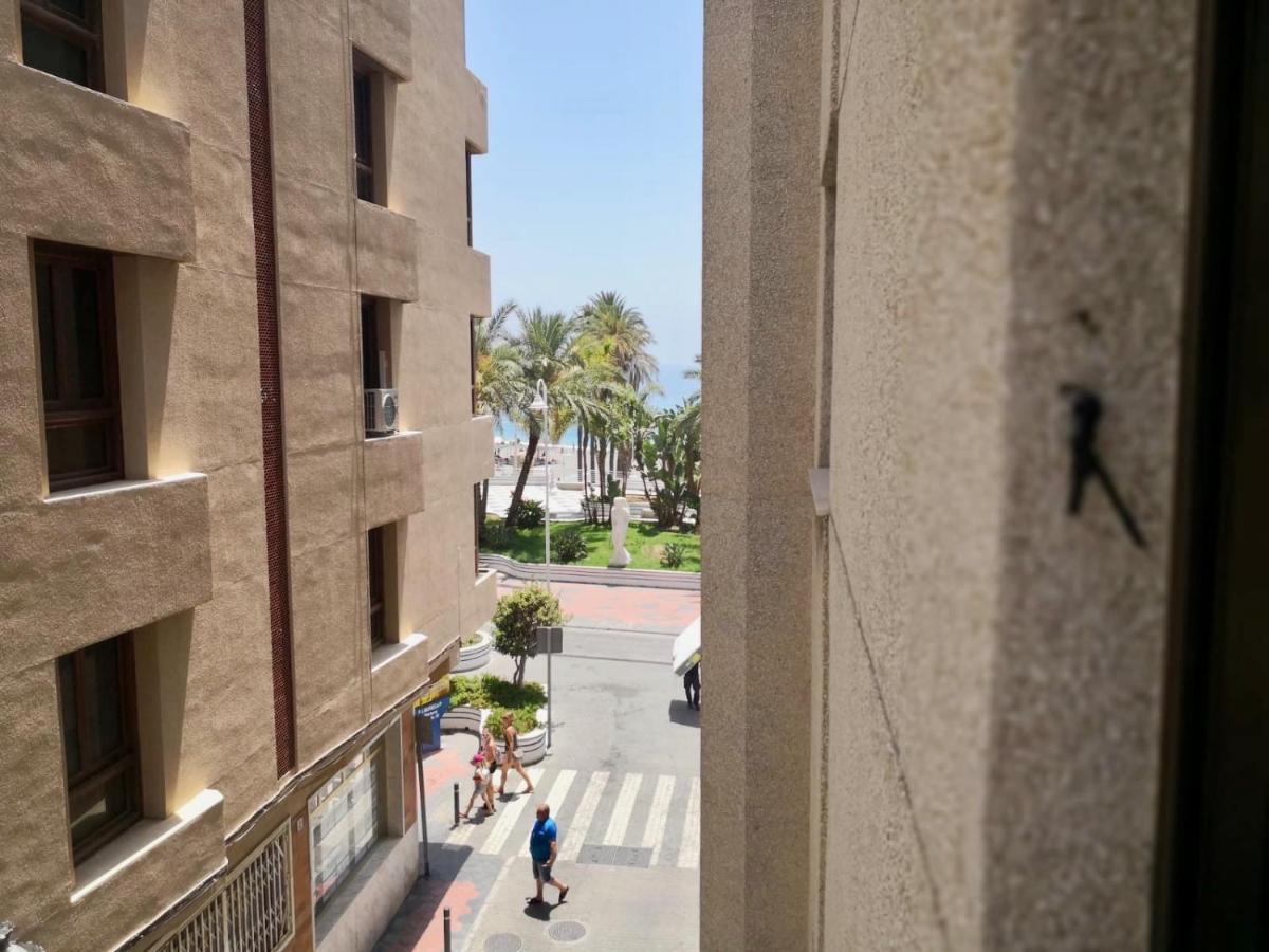 Primera Linea Paseo Principal Almuñécar Eksteriør billede